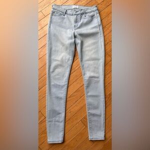 Celebrity Pink Women's Light Blue/Gray Skinny Jeans